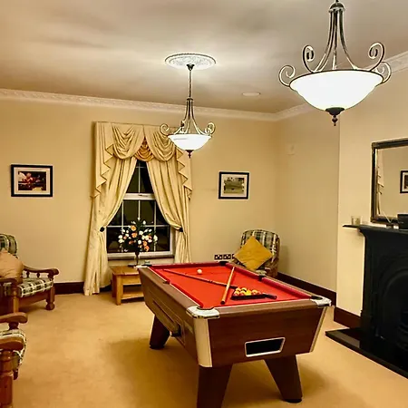 Summer Sale! Beakstown House Luxurious 5-bed Prázdninový dům Thurles
