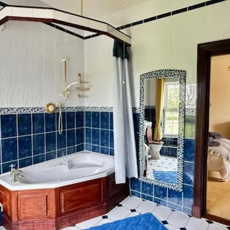 Summer Sale! Beakstown House Luxurious 5-bed Prázdninový dům