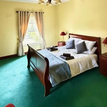 Prázdninový dům Summer Sale! Beakstown House Luxurious 5-bed *
