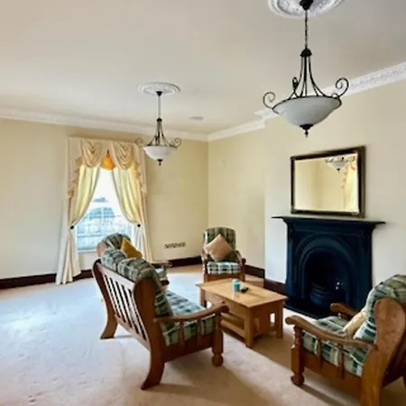 Summer Sale! Beakstown House Luxurious 5-bed Prázdninový dům *
