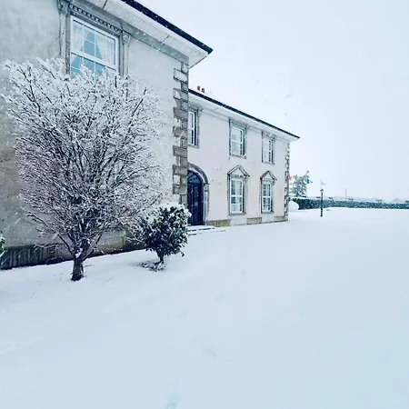 Summer Sale! Beakstown House Luxurious 5-bed Ferienhaus Thurles
